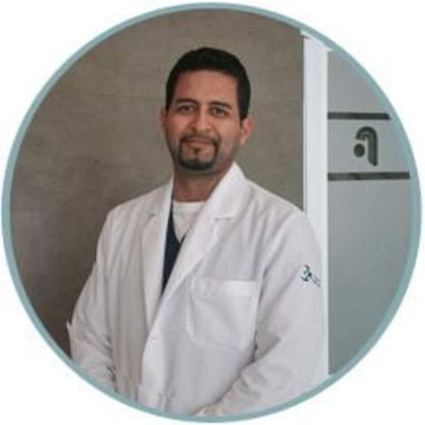 Dr. Leonardo Graxiola - Surgeon